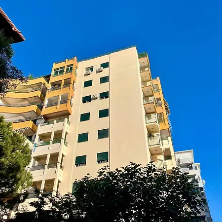22 Sea Side Apartment Durrës